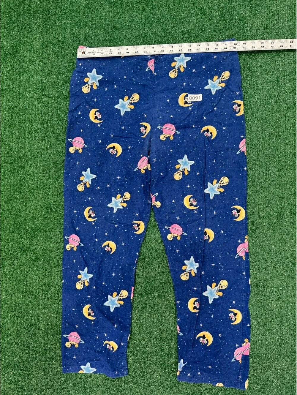looney tunes classic collection pajama Pants Medium